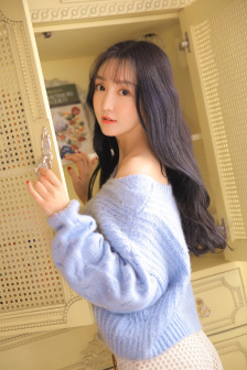 人妻被按摩师玩弄到潮喷